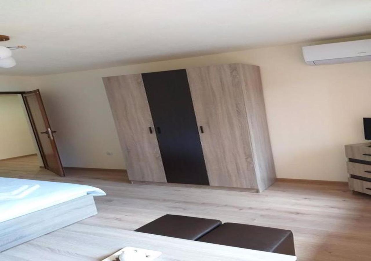 Къща За Гости Демика Sapareva Banya Bagian luar foto